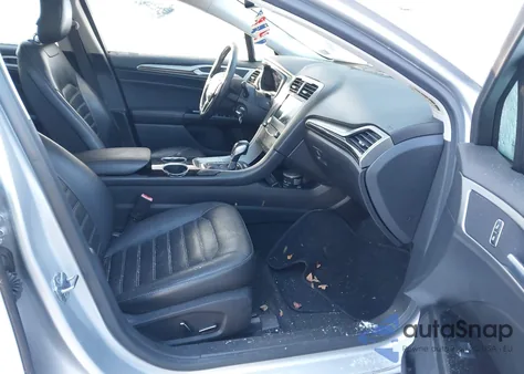 2013 Ford Fusion Hybrid Se from USA, damaged, VIN 3FA6P0LU0DR218083